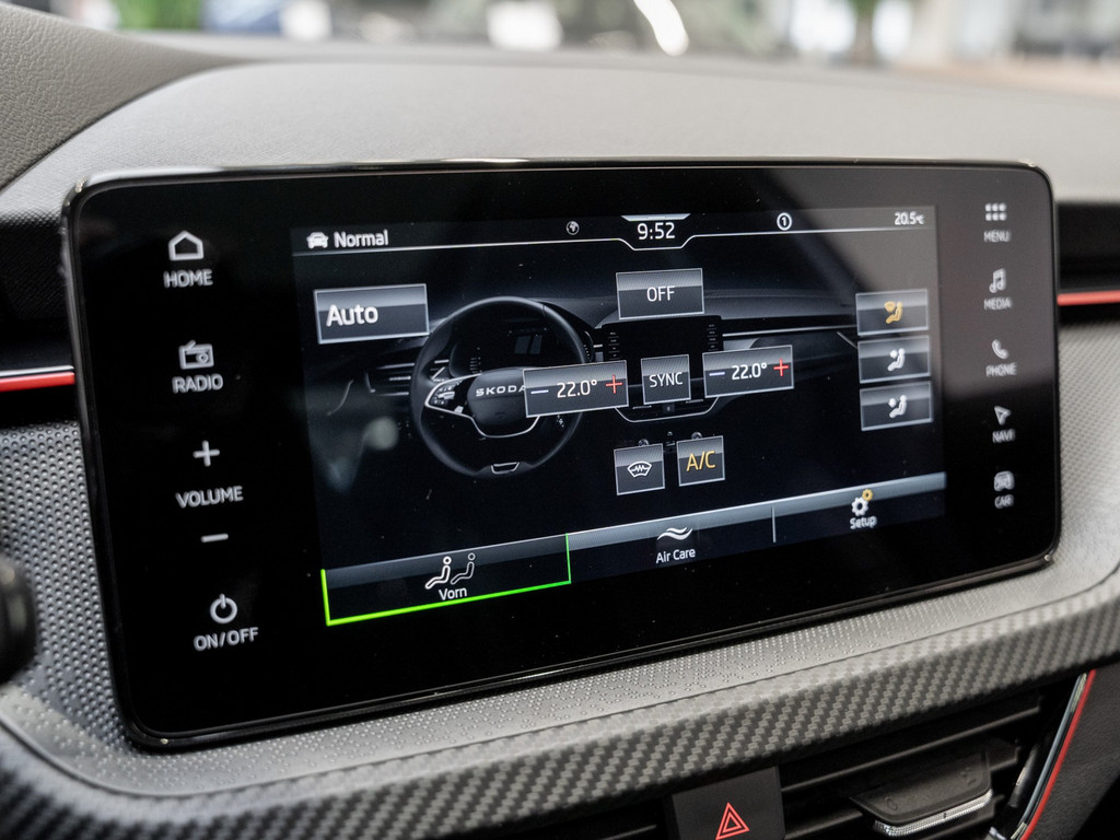 Bild 22 - Kamiq Monte Carlo 1.0 TSI Pano AHK Kam. Navi ACC
