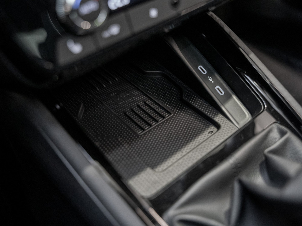 Bild 25 - Kamiq Monte Carlo 1.0 TSI Pano AHK Kam. Navi ACC