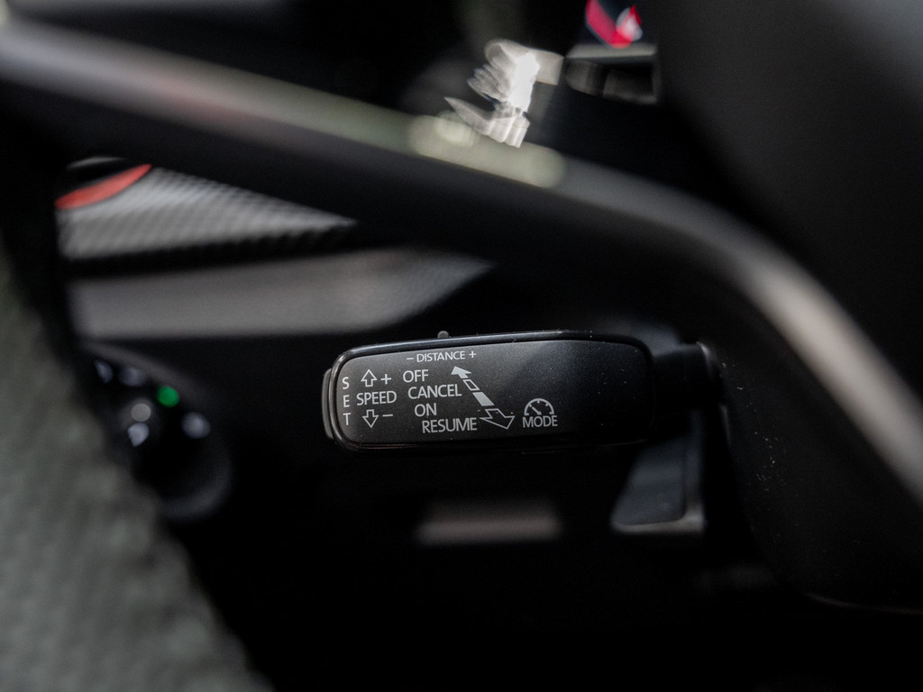 Bild 31 - Kamiq Monte Carlo 1.0 TSI Pano AHK Kam. Navi ACC