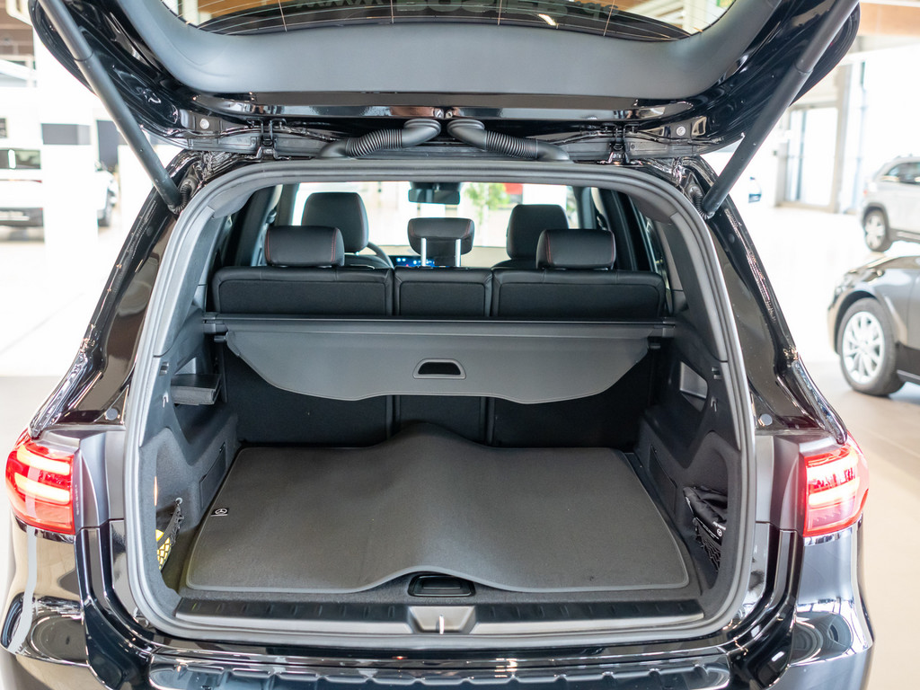 Bild 29 - GLB 220 d 4M AMG Line Advanced Plus