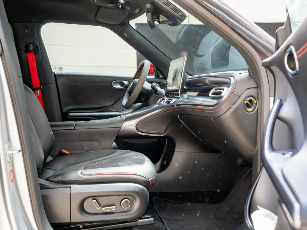 Bild 2 - #1 Brabus AWD