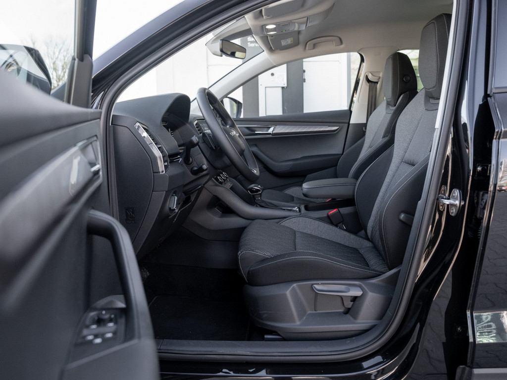 Bild 9 - Karoq Tour 1.5 TSI DSG AHK Navi Virtual ACC