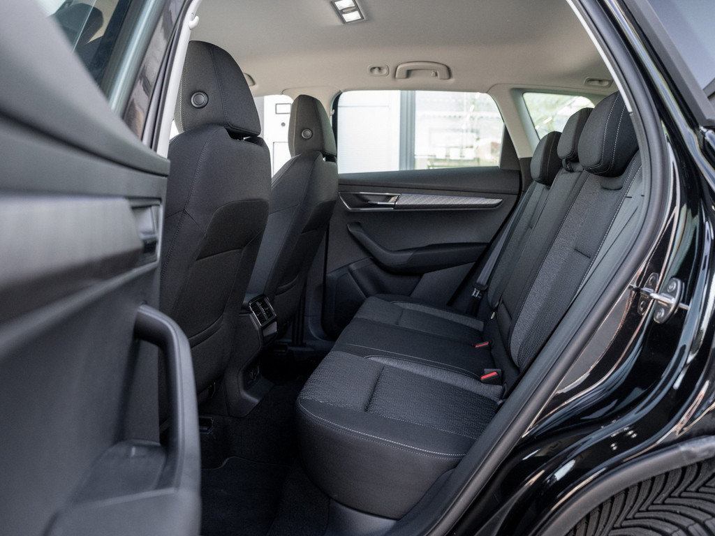 Bild 10 - Karoq Tour 1.5 TSI DSG AHK Navi Virtual ACC