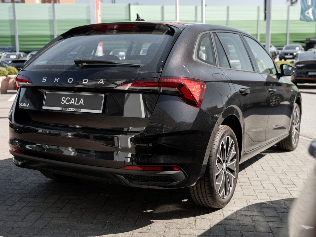 Bild 4 - Scala Tour 1.0 TSI DSG Navi Virtual ACC LED LM