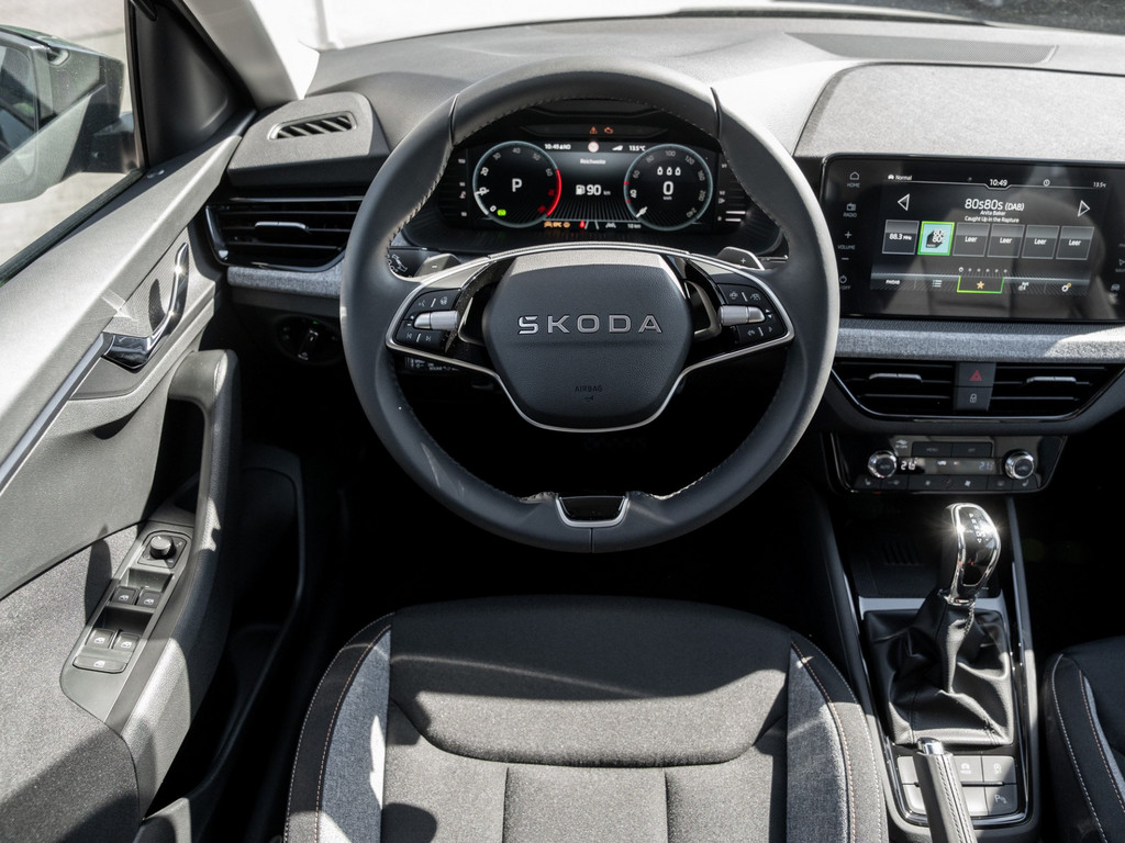 Bild 12 - Scala Tour 1.0 TSI DSG Navi Virtual ACC LED LM