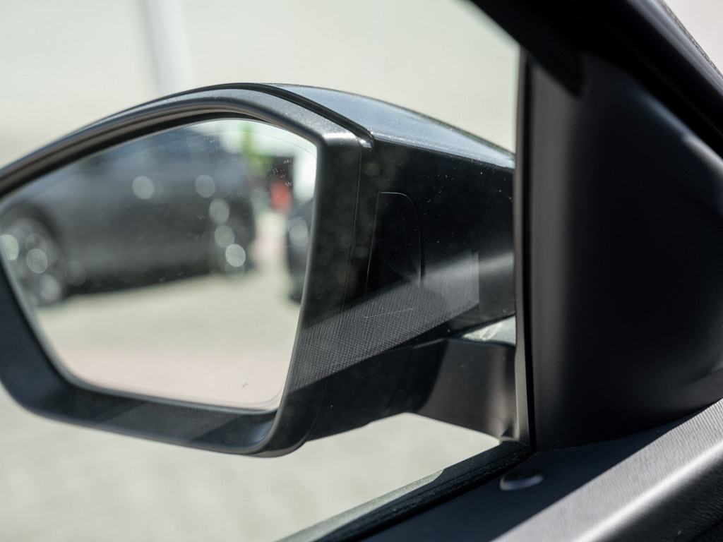 Bild 30 - Scala Tour 1.0 TSI DSG Navi Virtual ACC LED LM