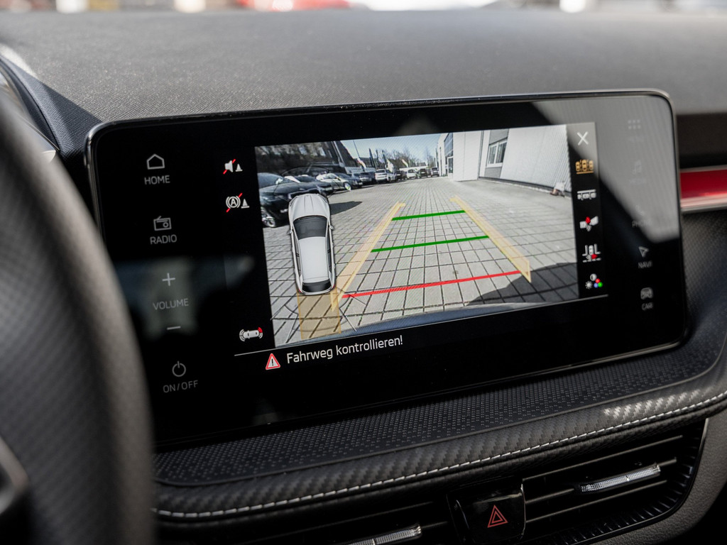 Bild 15 - FABIA MONTE CARLO 1.5 TSI DSG Kam. Navi Virtual