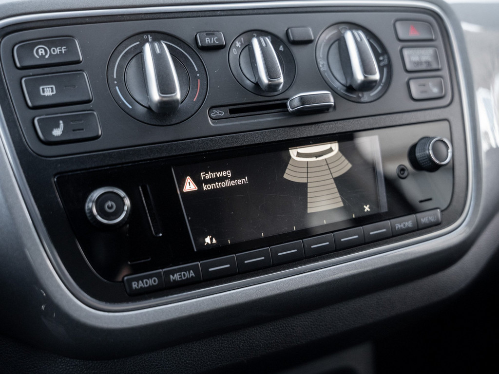 Bild 16 - Citigo Navi LM PDC SHZ SoundSys Winterp.