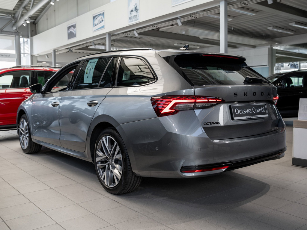 Bild 4 - Octavia Combi Sportline 2.0 TDI DSG Kam. Sportp.