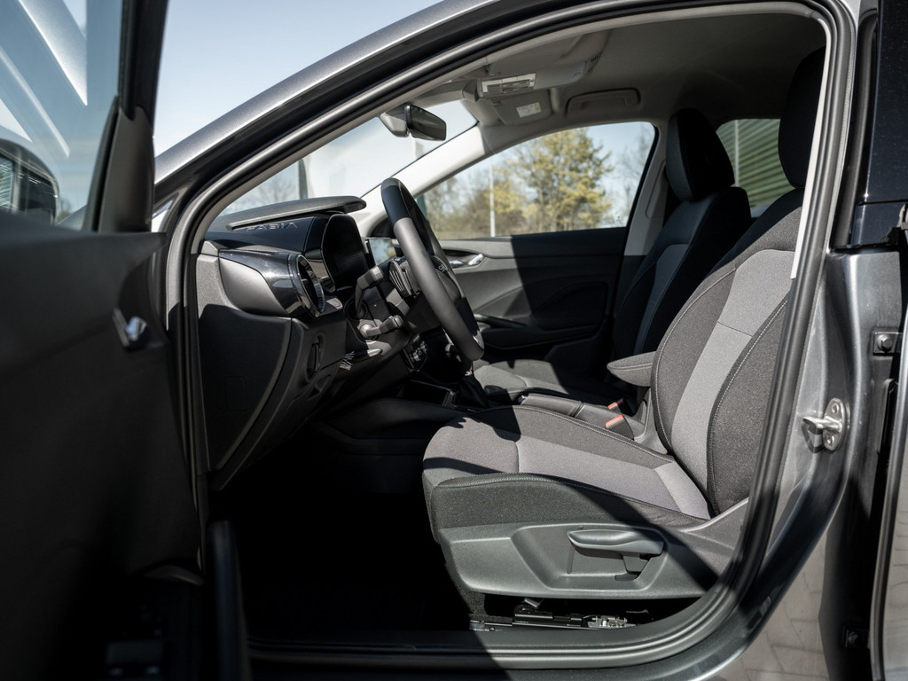 Bild 9 - Fabia Tour 1.0 TSI DSG Kam. Navi Virtual ACC