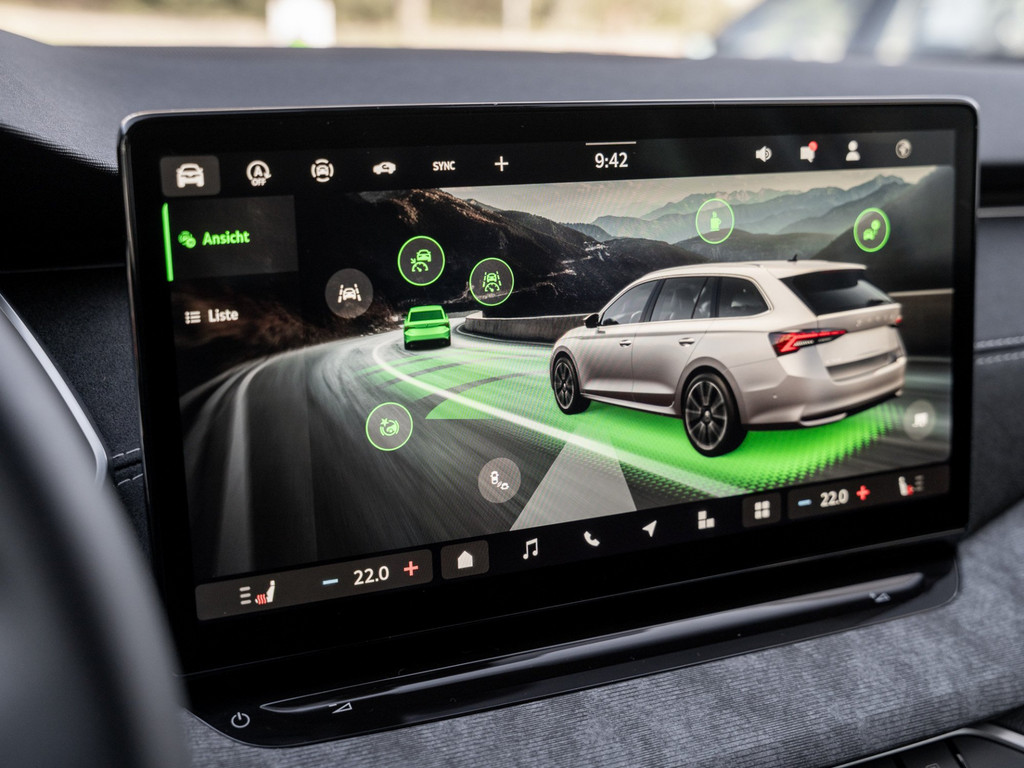 Bild 18 - Octavia Combi Balance 1.5 TSI DSG AHK Navi