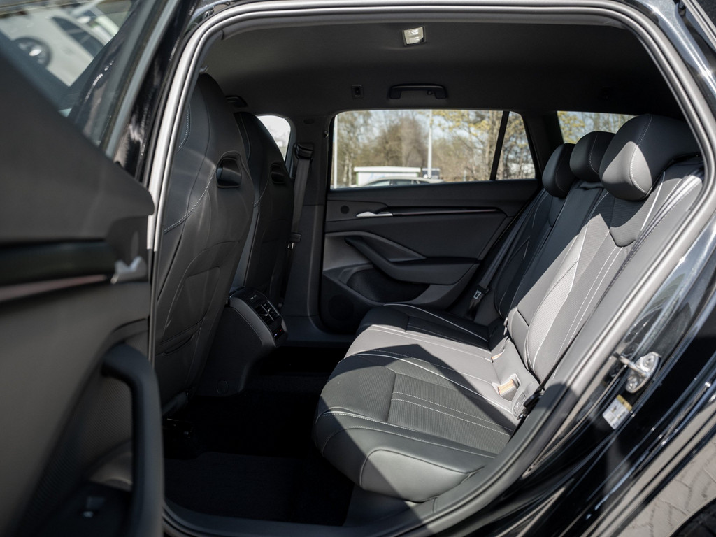 Bild 10 - Superb Combi Sportline 2.0 TDI DSG DCC AHK Kam.