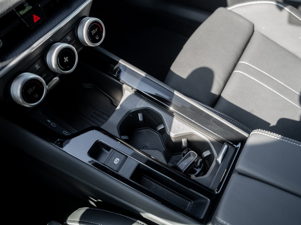 Bild 22 - Superb Combi Sportline 2.0 TDI DSG DCC AHK Kam.