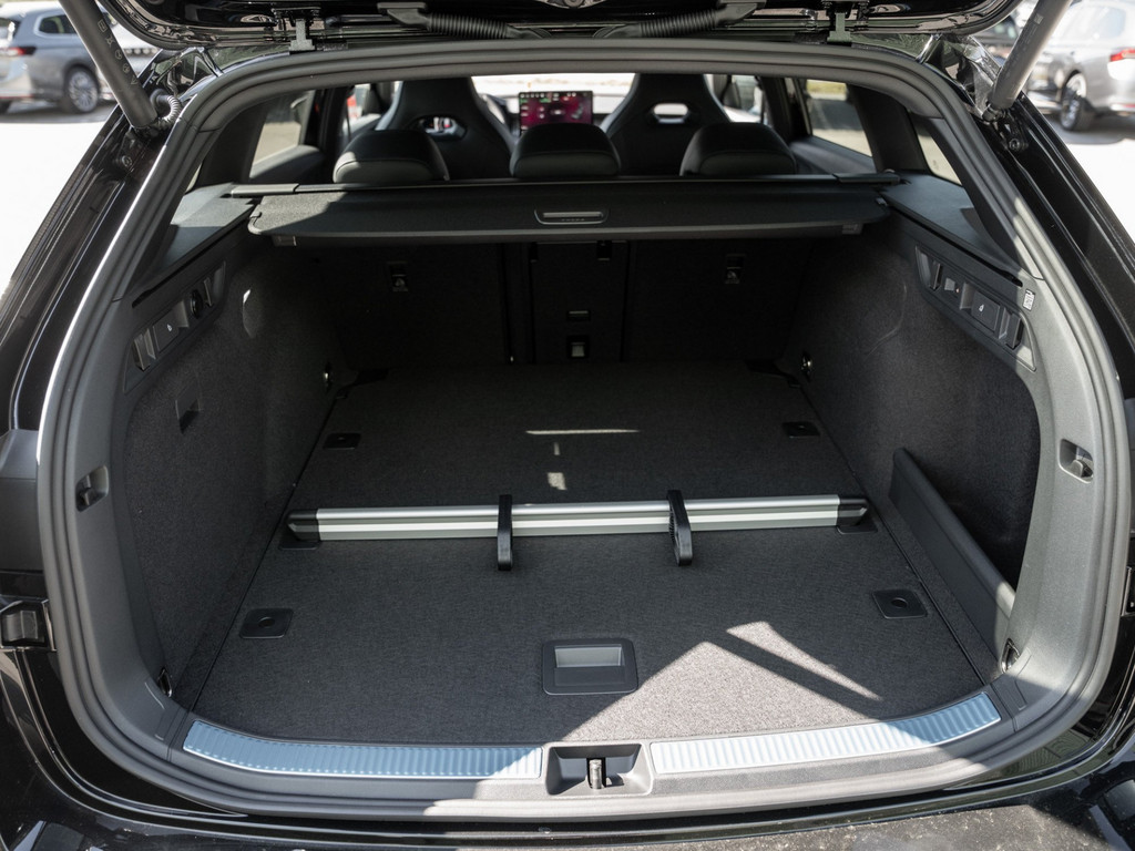 Bild 30 - Superb Combi Sportline 2.0 TDI DSG DCC AHK Kam.