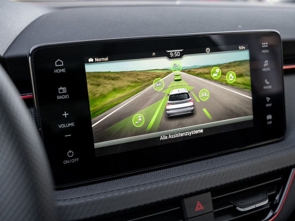 Bild 19 - Kamiq Monte Carlo 1.5 TSI DSG Pano Navi Pano LM