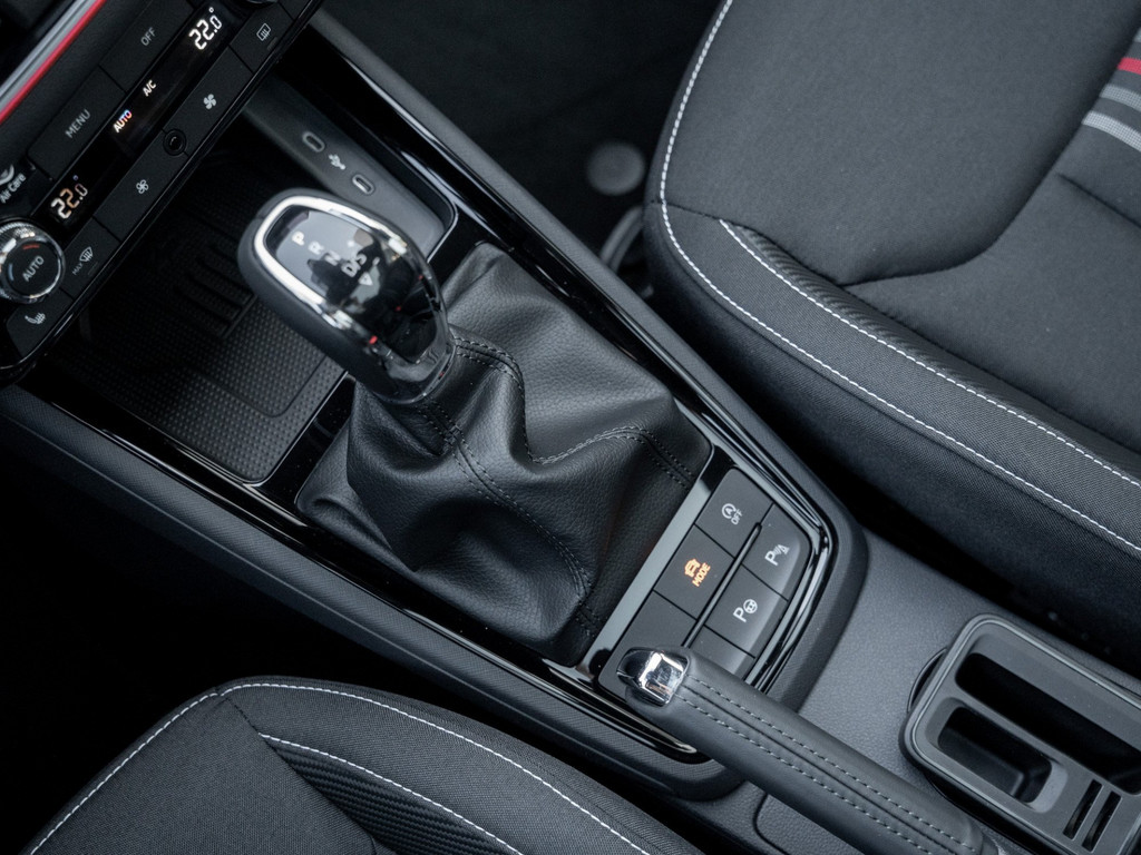 Bild 25 - Kamiq Monte Carlo 1.5 TSI DSG Pano Navi Pano LM
