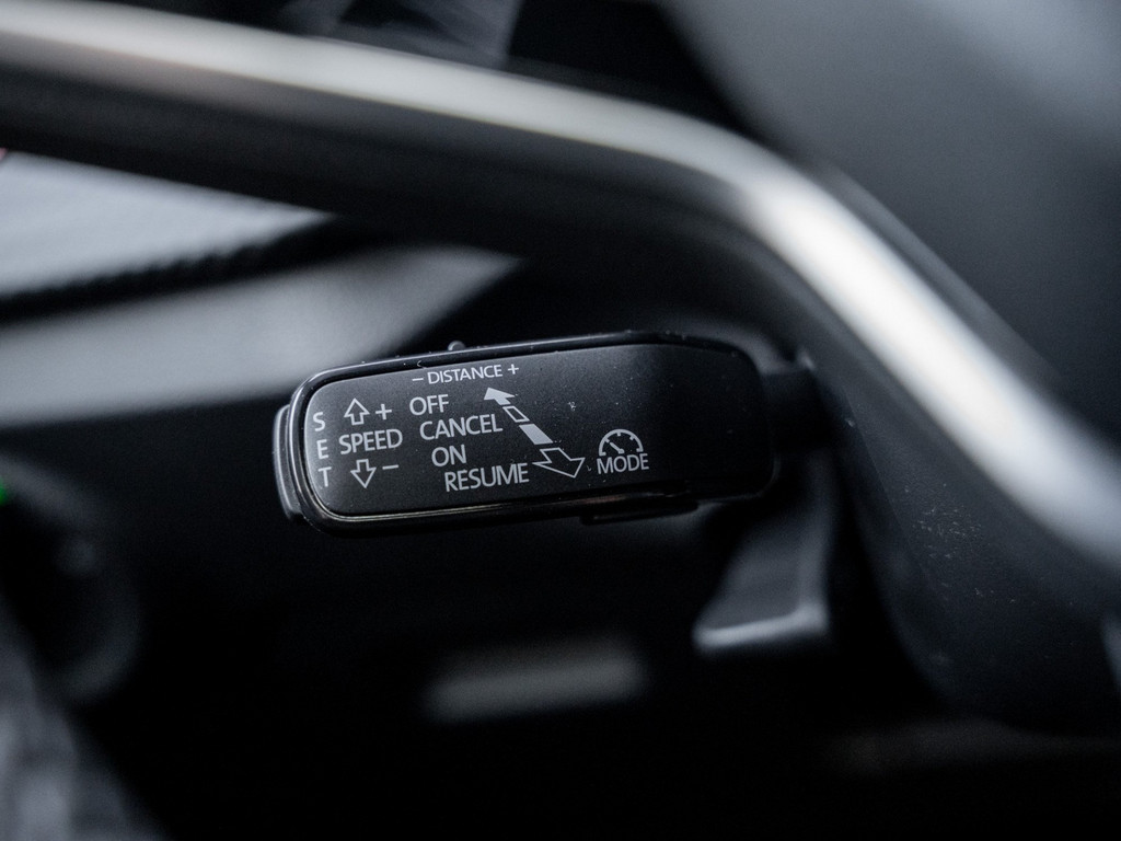 Bild 31 - Kamiq Monte Carlo 1.5 TSI DSG Pano Navi Pano LM