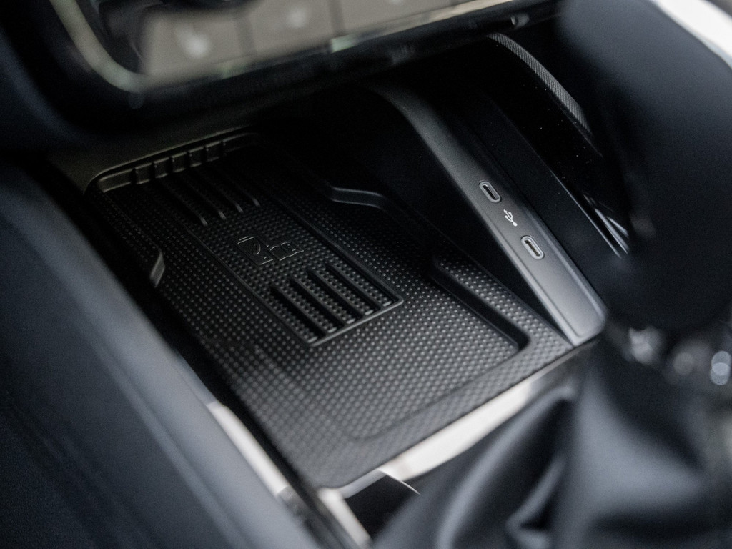 Bild 22 - Kamiq Monte Carlo 1.0 TSI Pano AHK Kam. Navi ACC