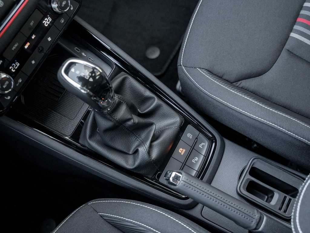 Bild 23 - Kamiq Monte Carlo 1.0 TSI Pano AHK Kam. Navi ACC
