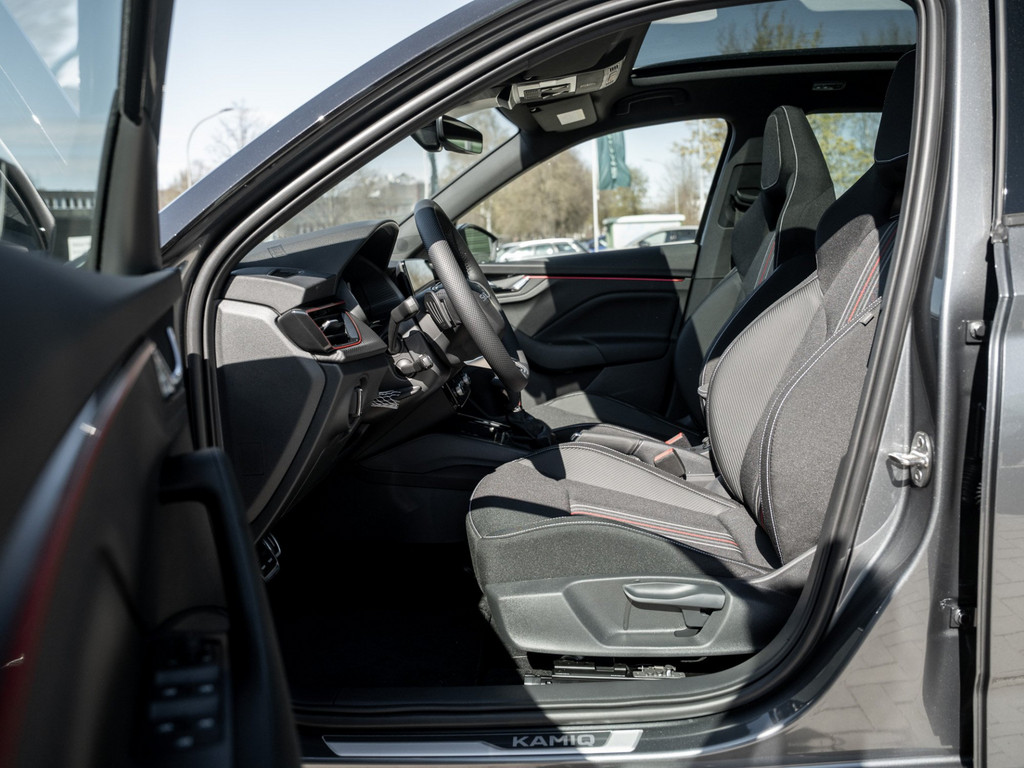 Bild 9 - Kamiq Monte Carlo 1.5 TSI DSG Pano AHK Navi ACC