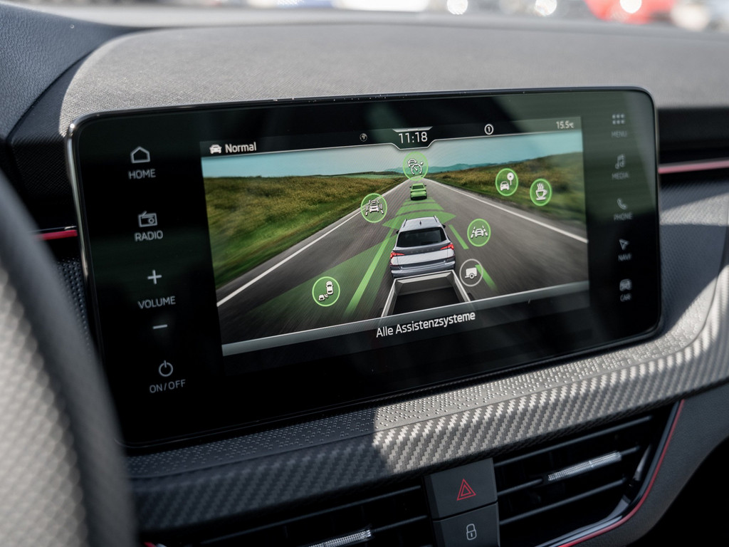 Bild 17 - Kamiq Monte Carlo 1.5 TSI DSG Pano AHK Navi ACC