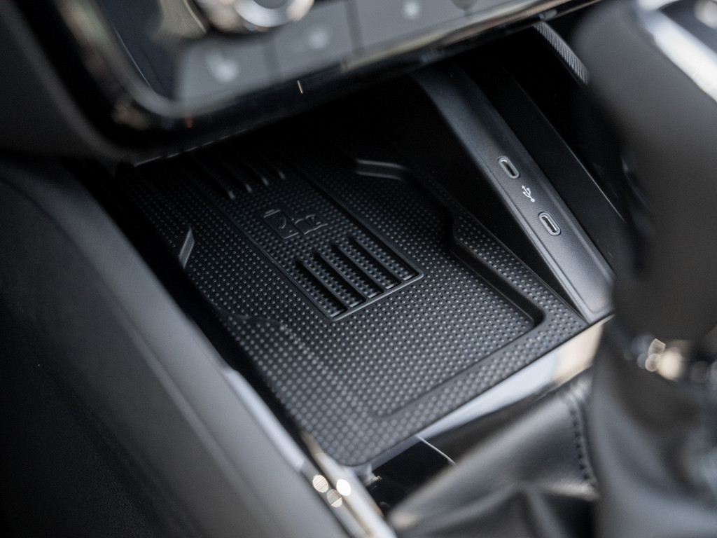 Bild 22 - Kamiq Monte Carlo 1.5 TSI DSG Pano AHK Navi ACC