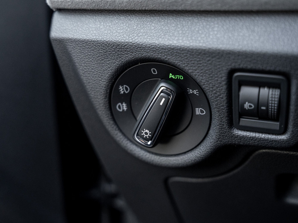 Bild 28 - Kamiq Selection 1.0 TSI DSG AHK Kam. Navi Virtual