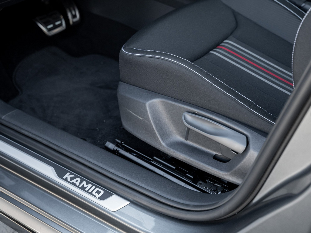 Bild 31 - Kamiq Monte Carlo 1.5 TSI DSG Pano AHK Navi ACC