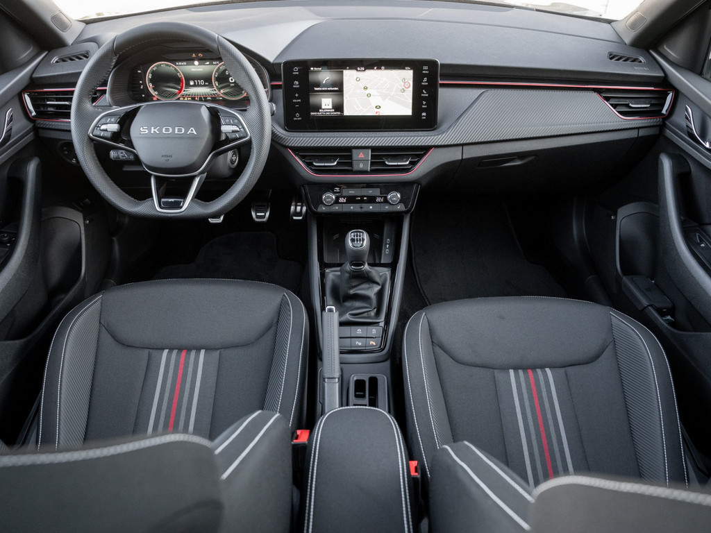 Bild 13 - Kamiq Monte Carlo 1.5 TSI DSG Pano AHK Navi ACC