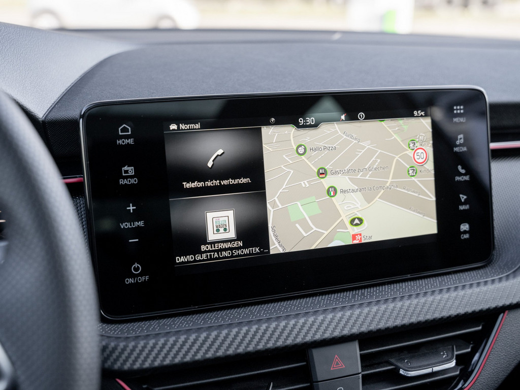 Bild 16 - Kamiq Monte Carlo 1.5 TSI DSG Pano AHK Navi ACC