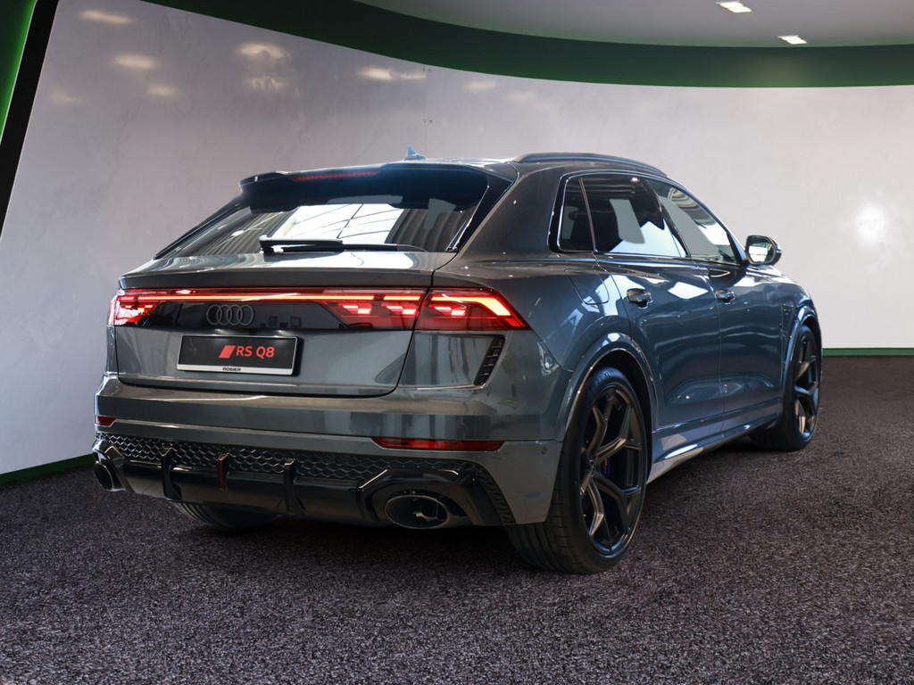 Bild 3 - RS Q8 SUV performance
