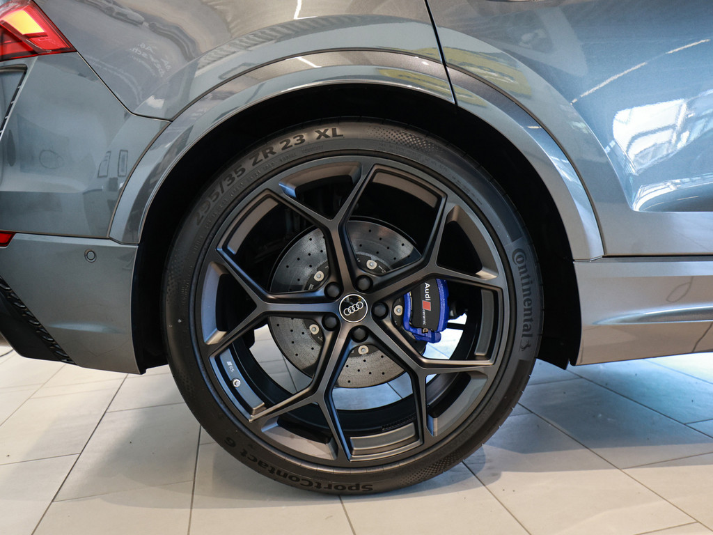 Bild 5 - RS Q8 SUV performance