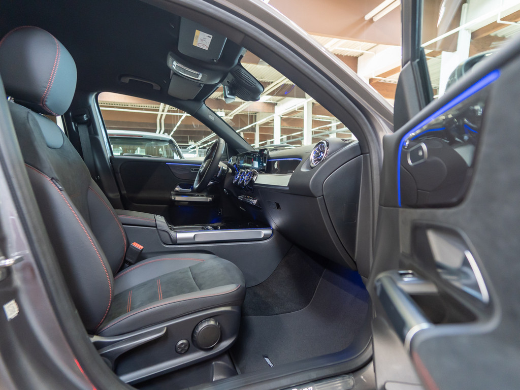 Bild 3 - GLB 220 d 4MATIC AMG Line Premium
