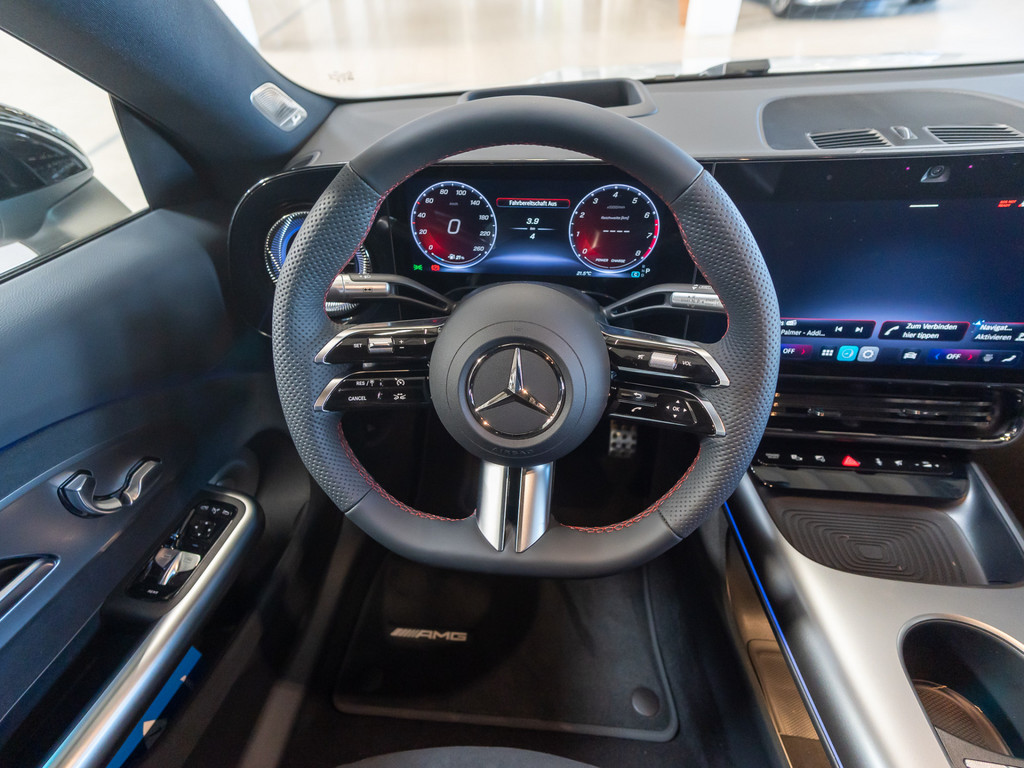 Bild 8 - CLA 220 Coupé 4MATIC AMG Line