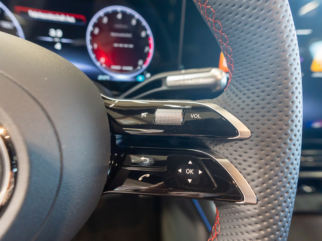 Bild 15 - CLA 220 Coupé 4MATIC AMG Line