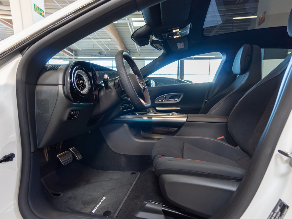 Bild 20 - CLA 220 Coupé 4MATIC AMG Line