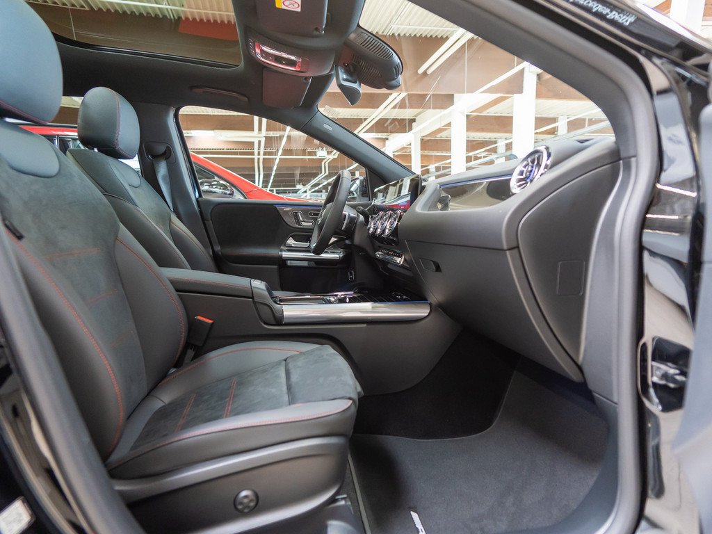 Bild 3 - B 220 d AMG Line Premium Plus