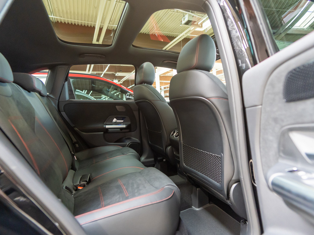 Bild 6 - B 220 d AMG Line Premium Plus