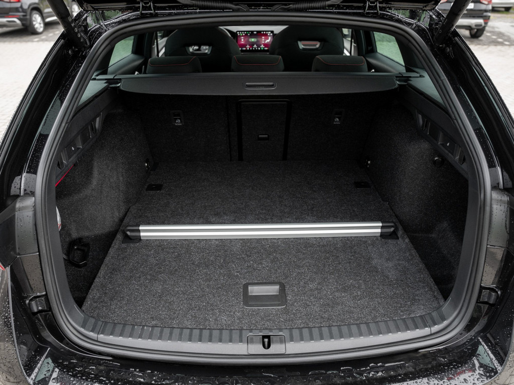 Bild 30 - OCTAVIA C. RS 2.0 TSI DSG Kam. Navi Pano ACC HUD