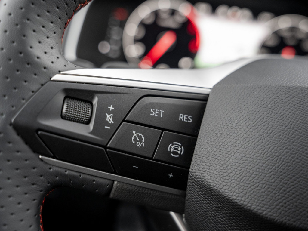 Bild 20 - IBIZA FR BLACK EDITION 1.0 TSI DSG Kam. Navi LED
