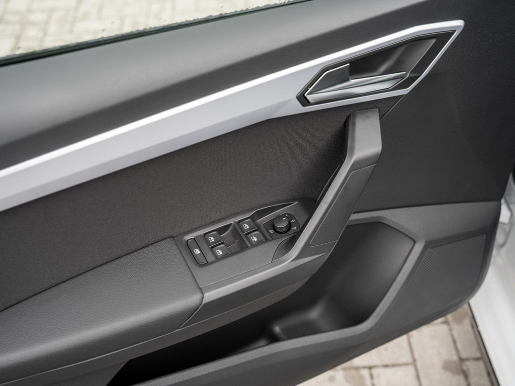 Bild 23 - IBIZA FR BLACK EDITION 1.0 TSI DSG Kam. Navi LED