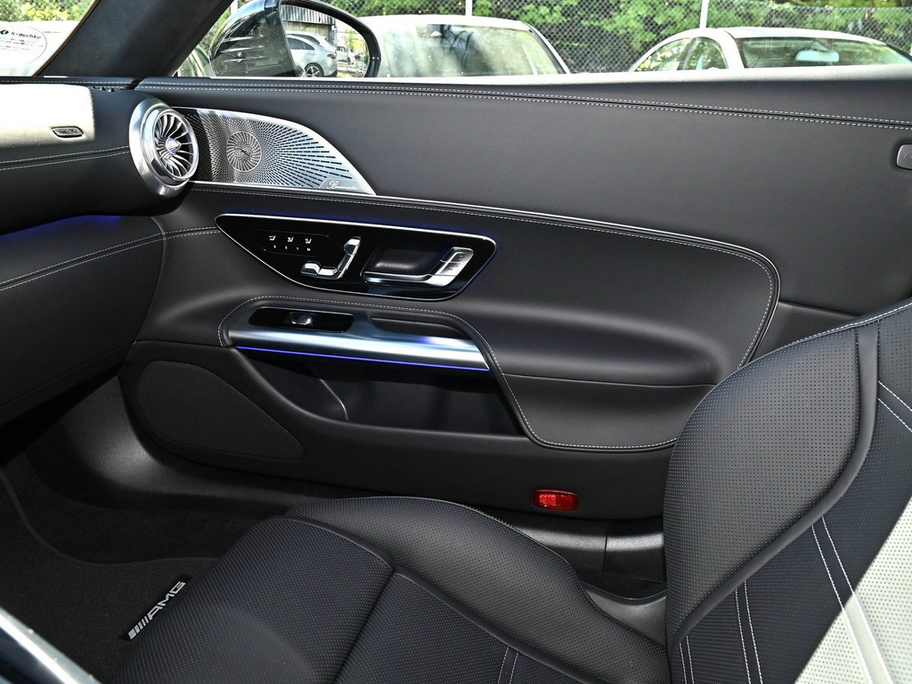 Bild 15 - SL 63 AMG 4M +