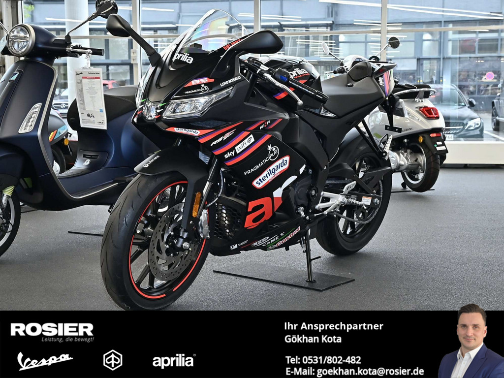 Bild 1 - RS 125 E5 + Replica