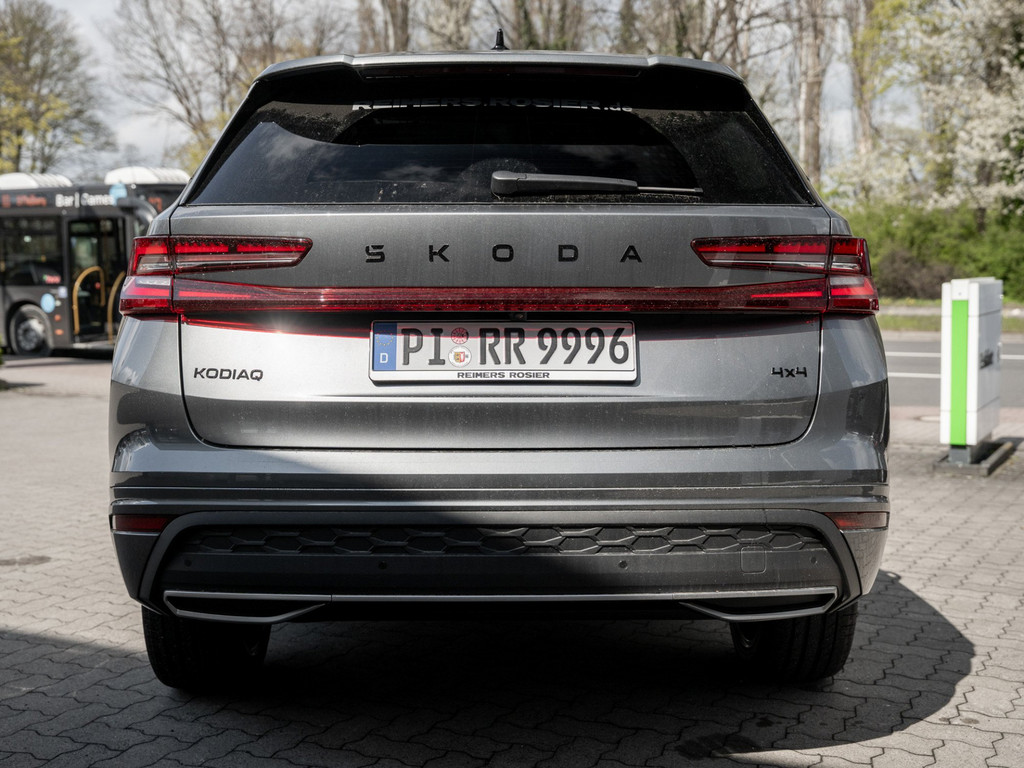 Bild 7 - Kodiaq Sportline 2.0 TDI DSG 4x4 DCC AHK Navi