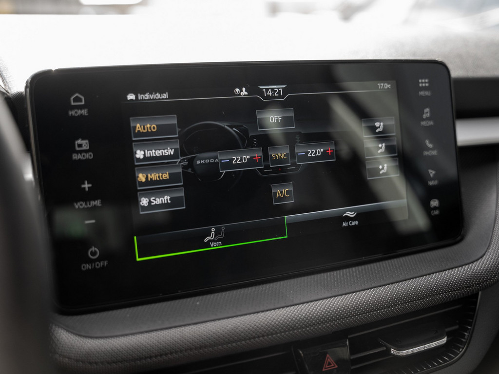 Bild 18 - FABIA TOUR 1.0 TSI DSG Kam. Navi Virtual ACC LED