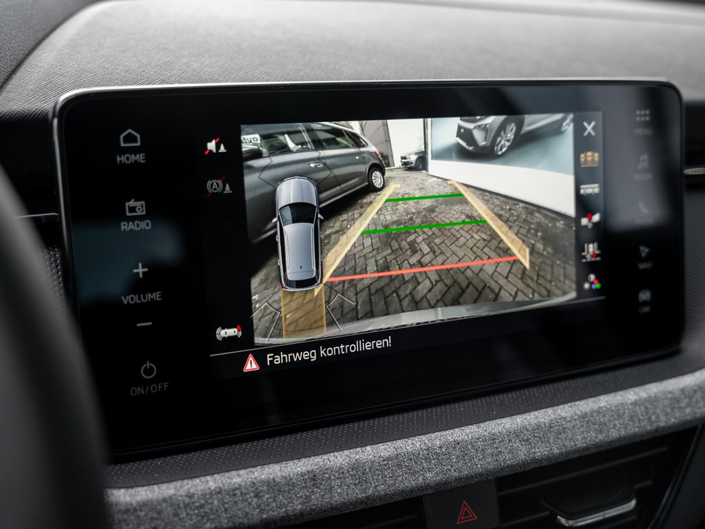 Bild 16 - Kamiq Balance 1.5 TSI DSG AHK Kam. Navi ACC LED
