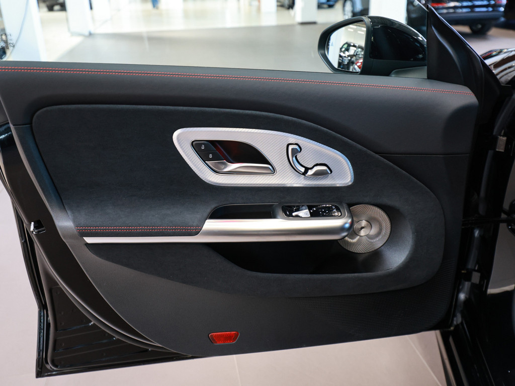 Bild 30 - CLA 350 SB 4M AMG Line mit EQ Technologie