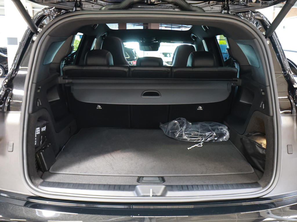 Bild 33 - GLB 350 4M AMG Line mit EQ Technologie