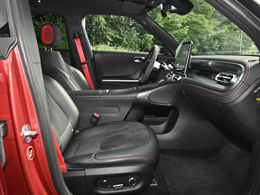 Bild 3 - #1 Brabus AWD