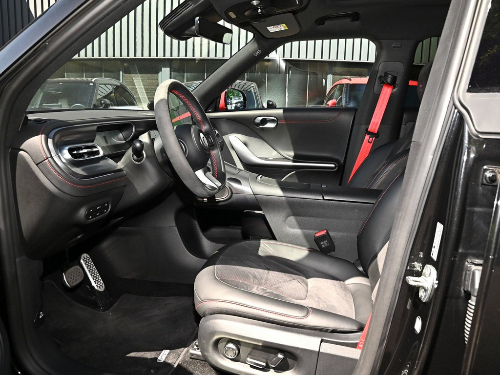 Bild 10 - #1 Brabus AWD